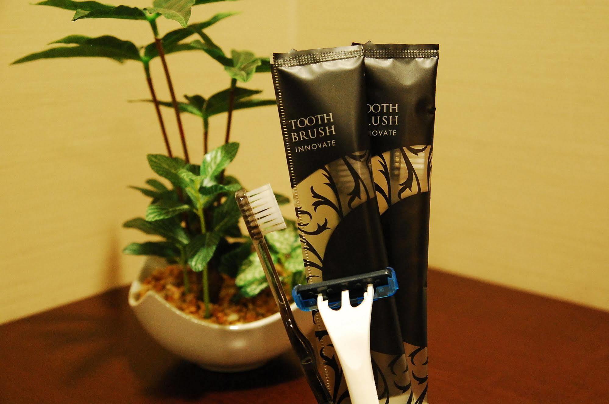 Anshin Oyado Shinbashi Ekimaeten โตเกียว ภายนอก รูปภาพ